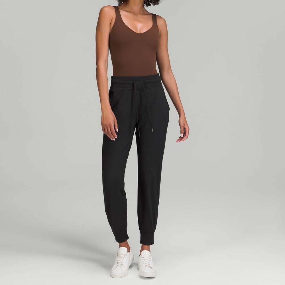 LULULEMON READY TO RULU HIGH RISE JOGGER